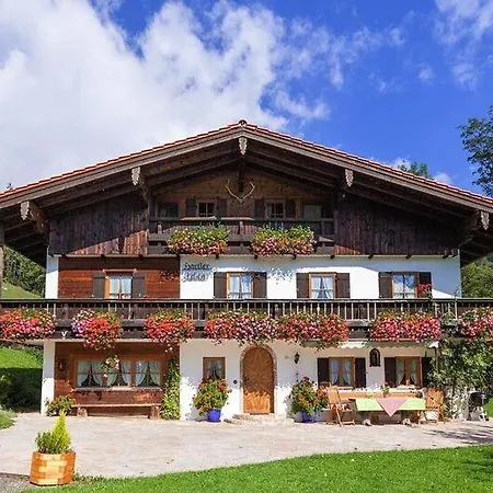 Hartlerlehen Rasp Apartment